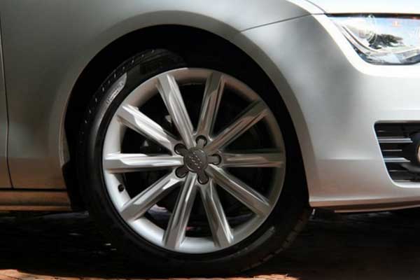 常州租车公司分享减少汽车轮胎磨损的方法